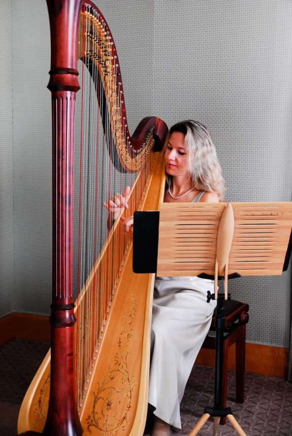 harpist for a wedding