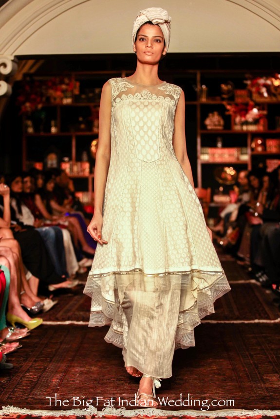 26. Tarun Tahiliani at LFW SR 2013