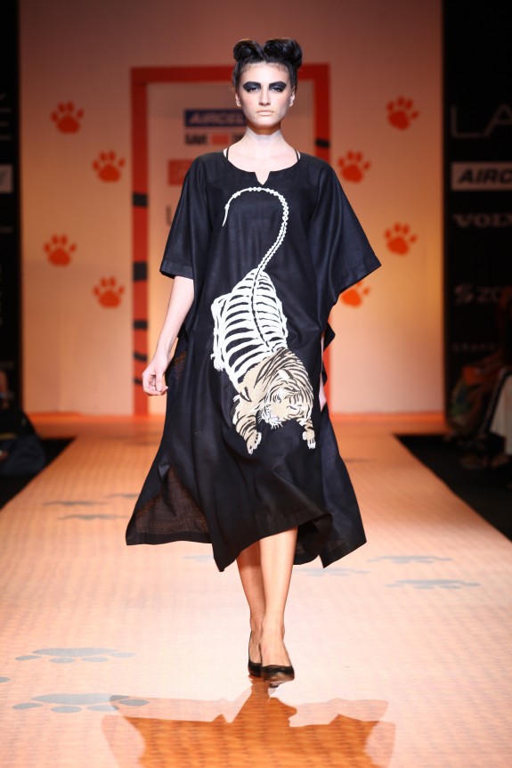 Aircel-WWF-Save-Tiger-Lakme-Fashion-Week-07