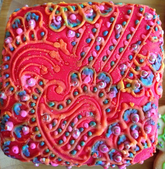 Creme Delicious Indian Mehndi Cake