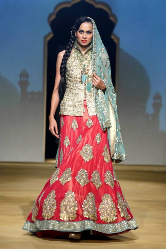 Ashima Leena at Aamby Valley Bridal Week 2013