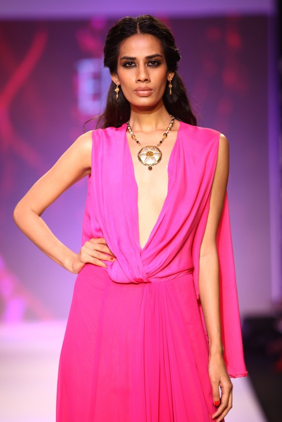 IIJW 2013 - Shringar House of Mangalsutra 5