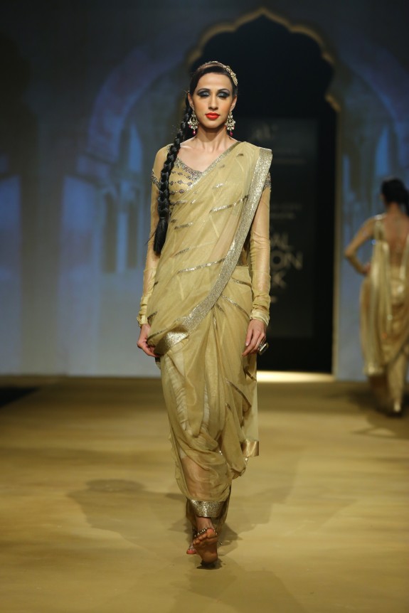 India Bridal Fashion Week Delhi 2013 - Ashima Leena_2