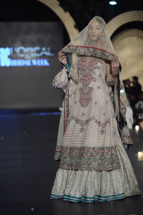 Ali Xeeshan Pakistan Bridal Week 2013 11