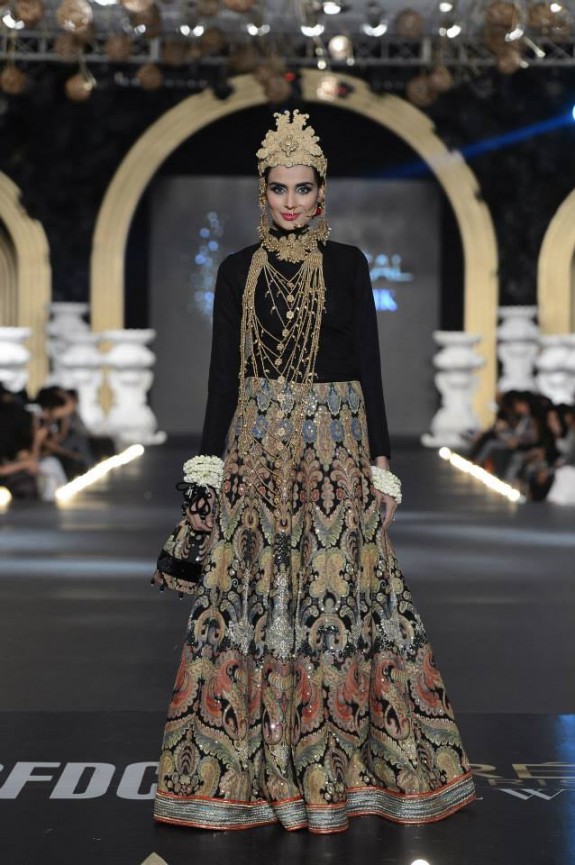 Ali Xeeshan Pakistan Bridal Week 2013 8