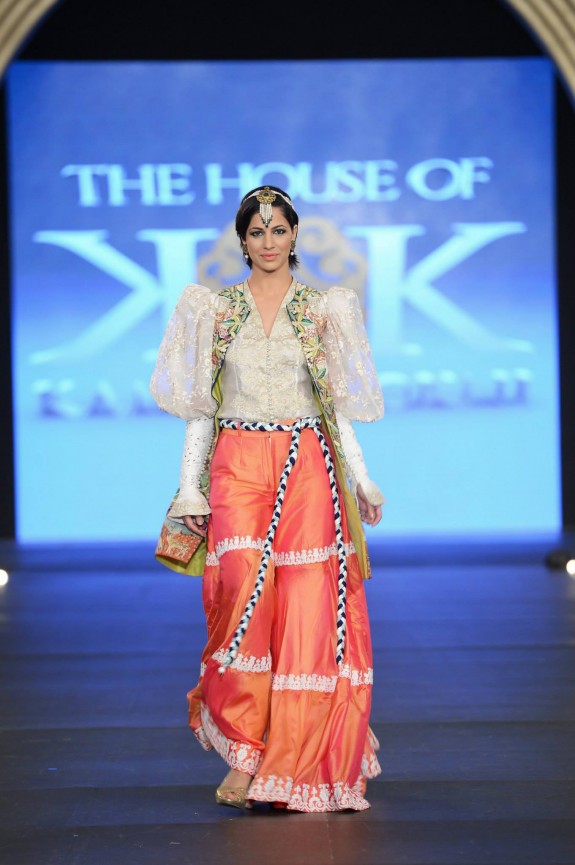 Kamiar Rokni- Pakistan Bridal Week 2013 16