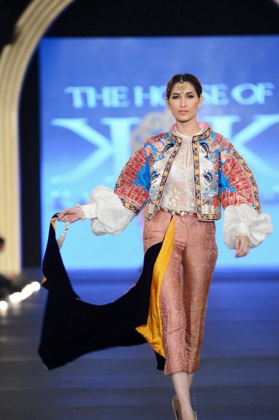 Kamiar Rokni- Pakistan Bridal Week 2013 19