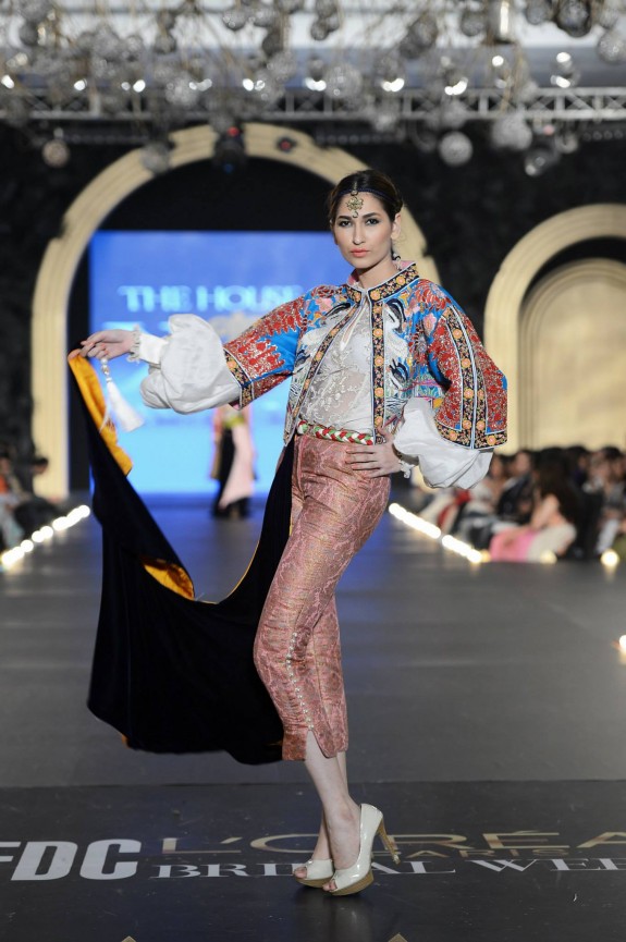 Kamiar Rokni- Pakistan Bridal Week 2013 20