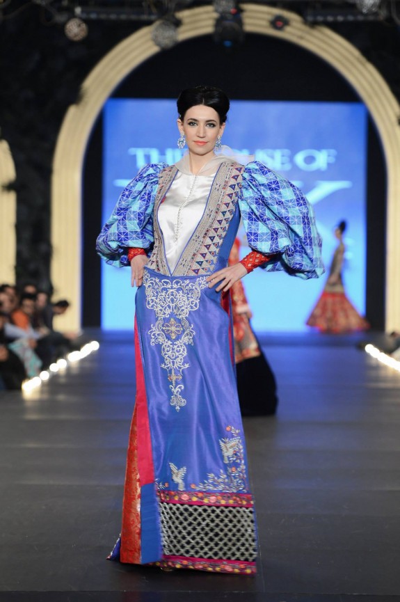 Kamiar Rokni- Pakistan Bridal Week 2013 23