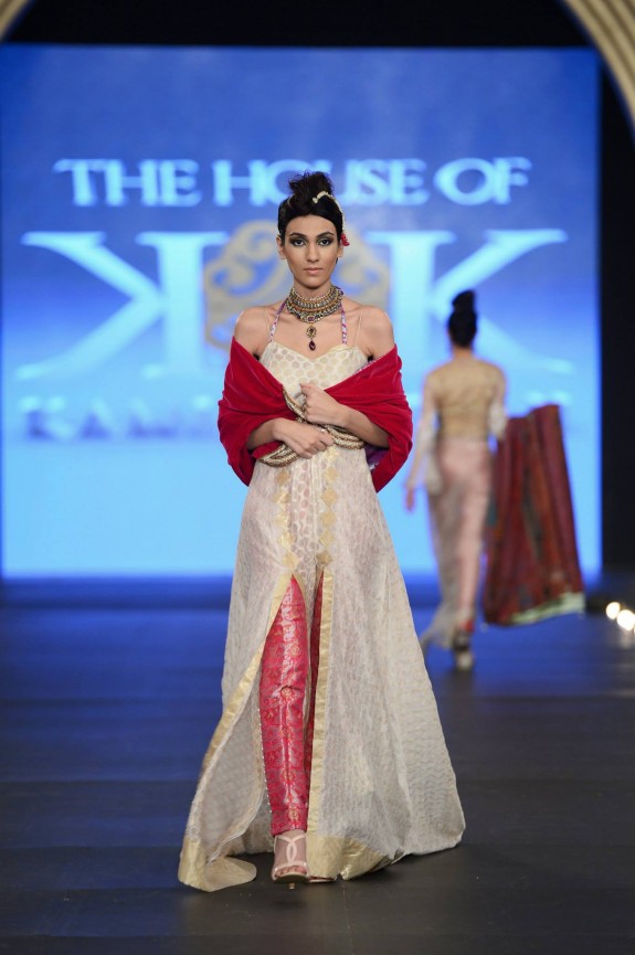 Kamiar Rokni- Pakistan Bridal Week 2013 3