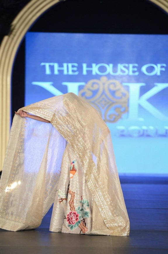 Kamiar Rokni- Pakistan Bridal Week 2013 31