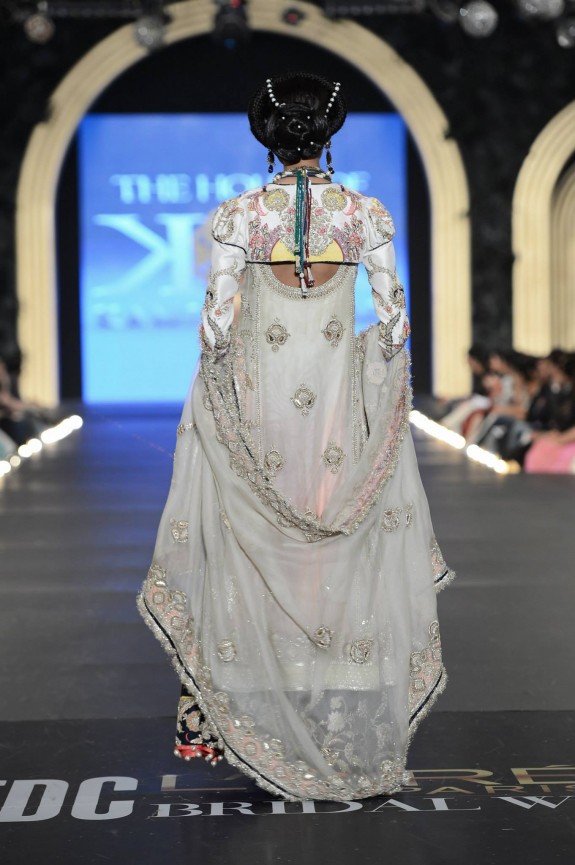 Kamiar Rokni- Pakistan Bridal Week 2013 39