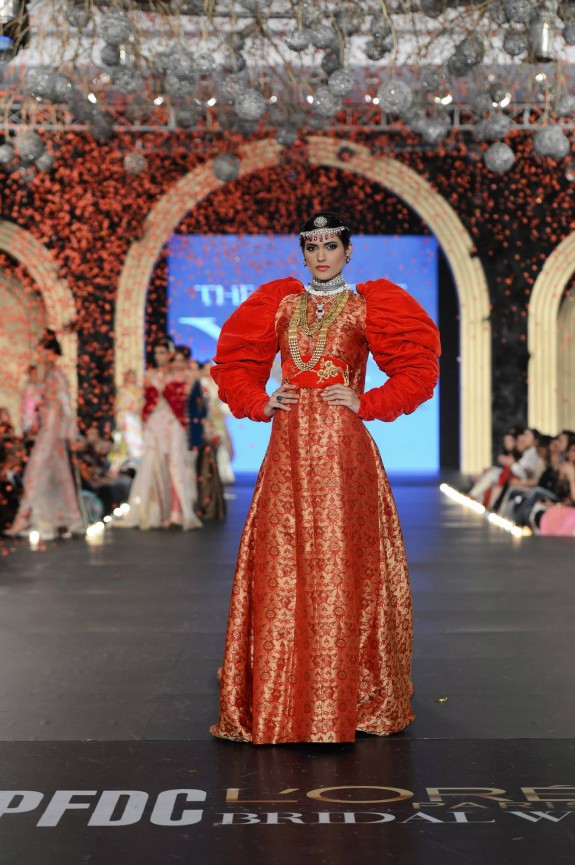 Kamiar Rokni- Pakistan Bridal Week 2013 50