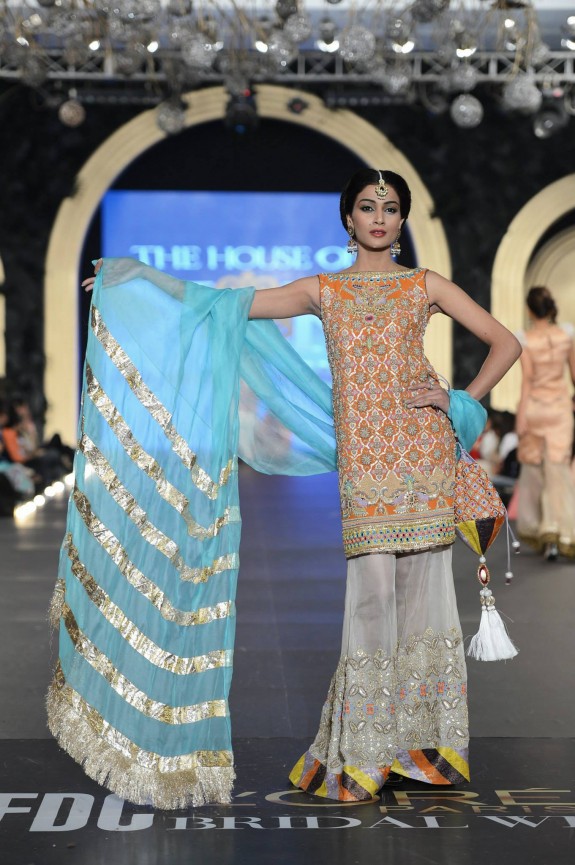 Kamiar Rokni- Pakistan Bridal Week 2013 7