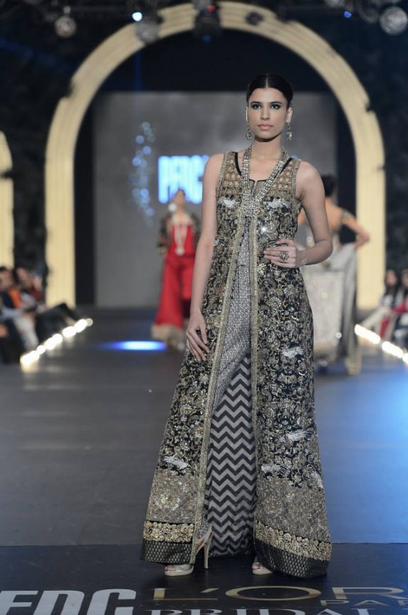 Sana Safinez - Pakistan Bridal Week 2013 14