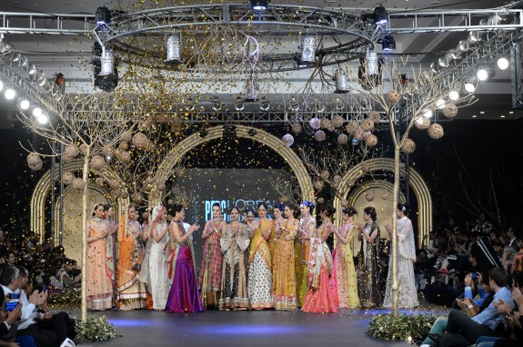 Sania Maskatiya - Pakistan Bridal Week 2013 1