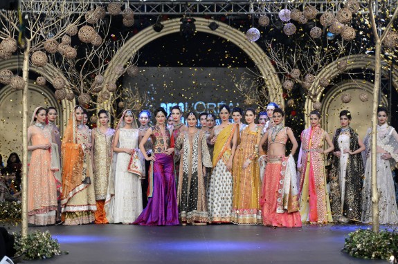 Sania Maskatiya - Pakistan Bridal Week 2013 15