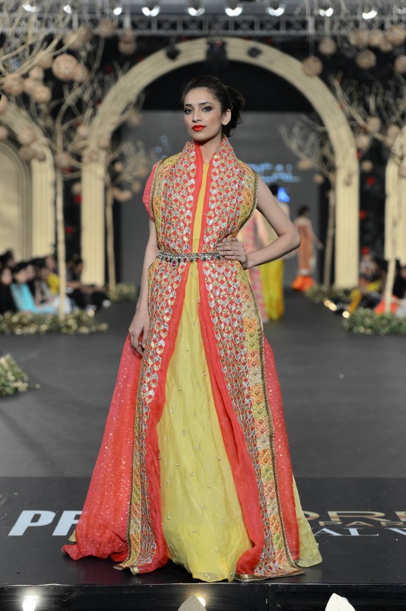 Sania Maskatiya - Pakistan Bridal Week 2013 5