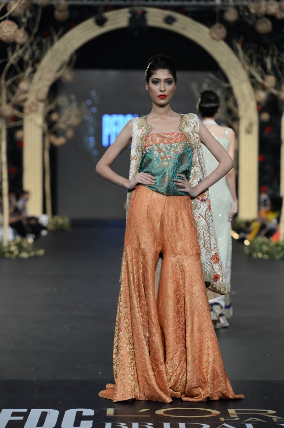 Sania Maskatiya - Pakistan Bridal Week 2013 8