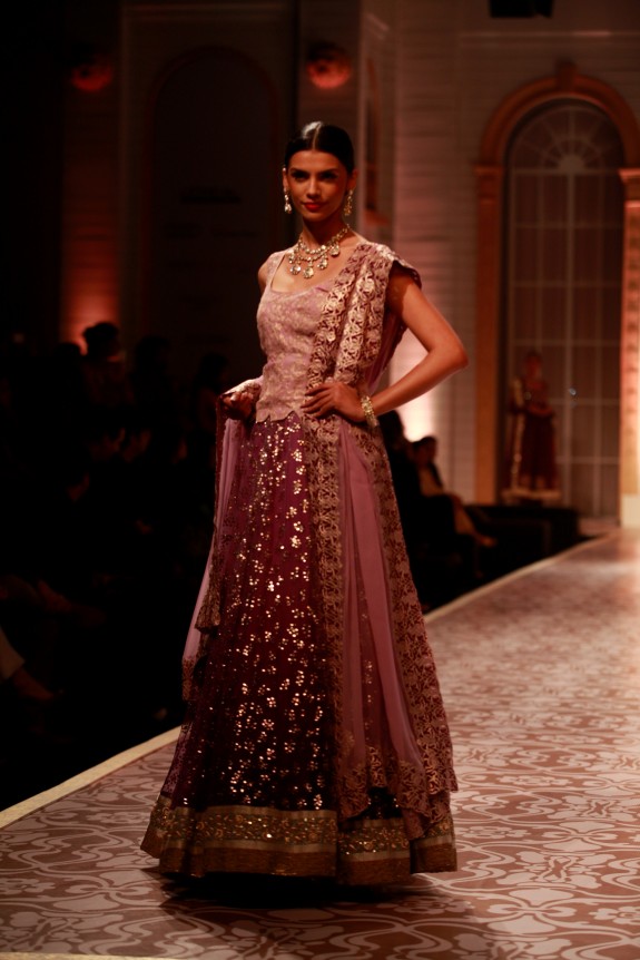 Meera & Muzaffar Ali India Bridal Week 12