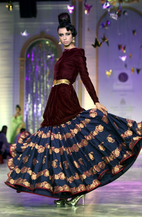 Neeta Lulla India Bridal Week 2013 Mumbai 5