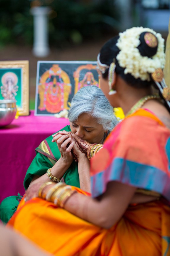 Tamil Iyer Wedding Alexis Sweet Photos 27