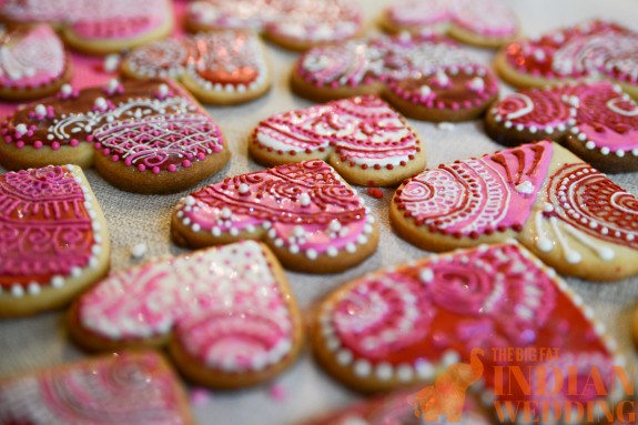 Valentine Lace Heart Cookies-16