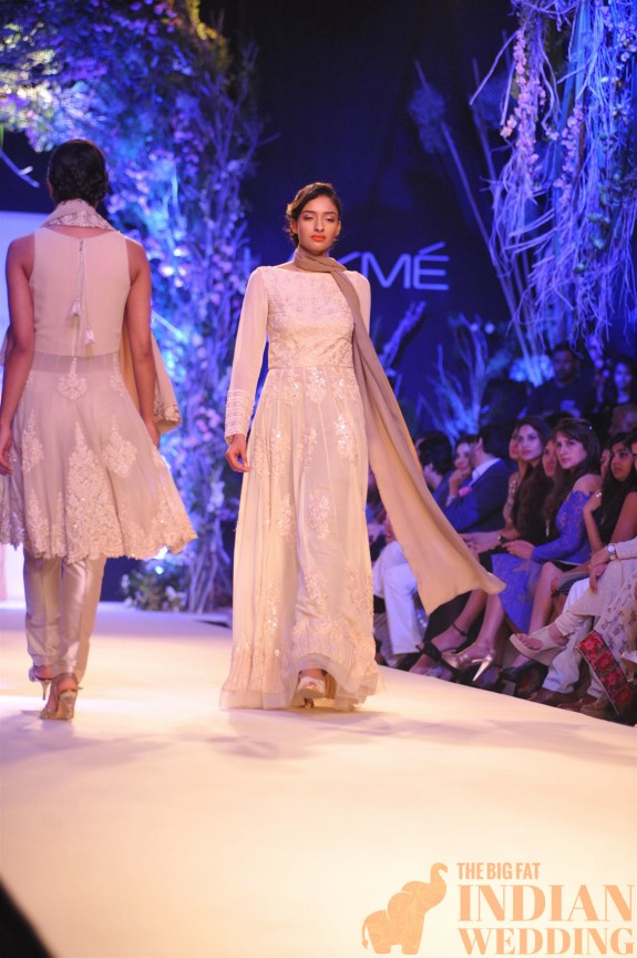 Manish Malhotra at Lakme Fashion Week 2014-40