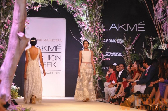 Manish Malhotra at Lakme Fashion Week 2014-43