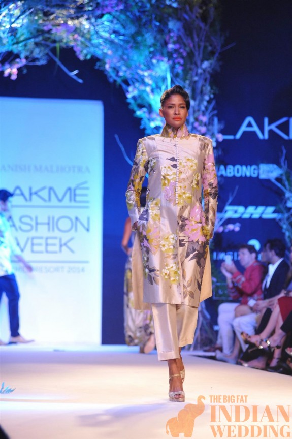 Manish Malhotra at Lakme Fashion Week 2014-51