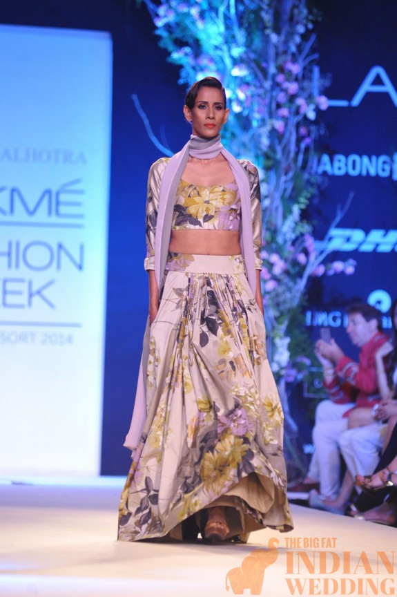 Manish Malhotra at Lakme Fashion Week 2014-53