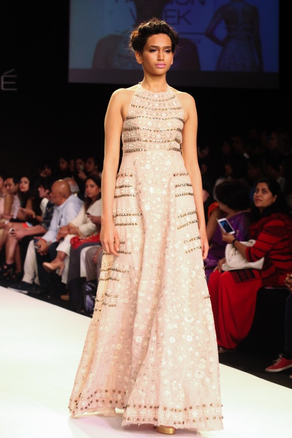 Monica & Karishma | Lakme Fashion Week 2014 0639