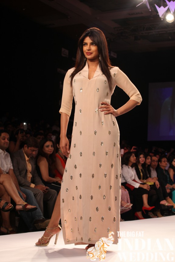 Neeta Lulla - Lakme Fashion Week 2014-32