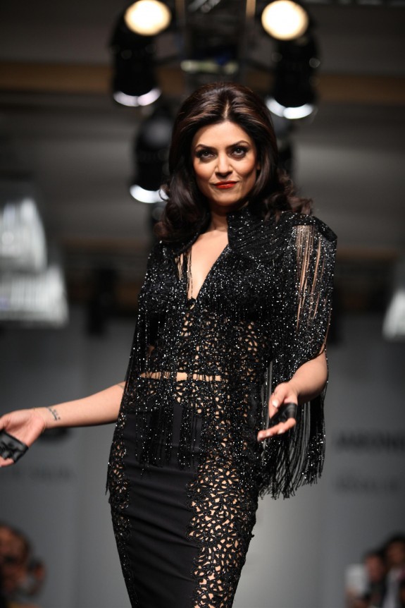 Sushmita Sen Lakme Fashion Week 0