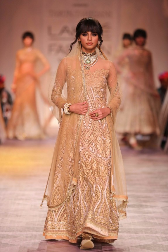 Tarun Tahiliani at LFW SR 2014 (5)