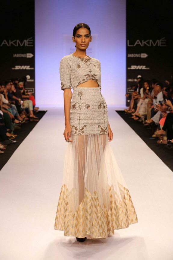 Payal Singhal at LFW SR 2014 (2)