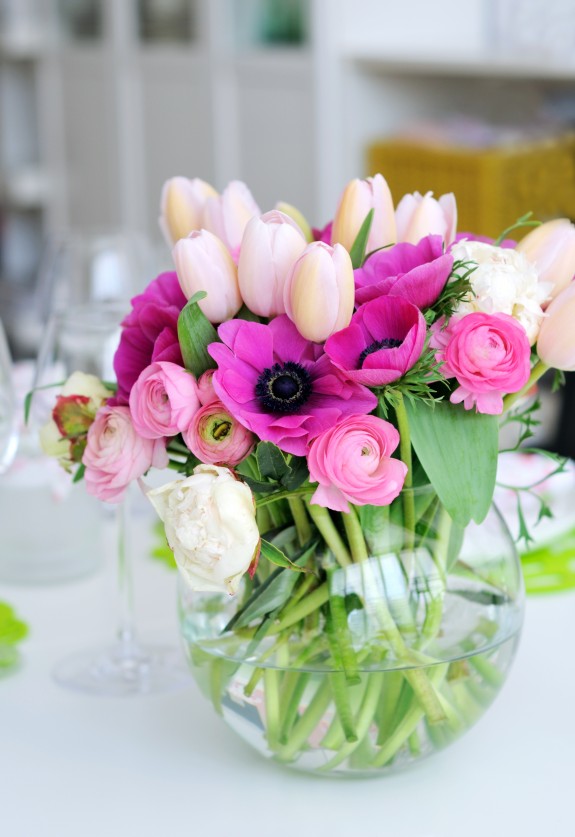 Anemone tulips flowers_GreenWedding