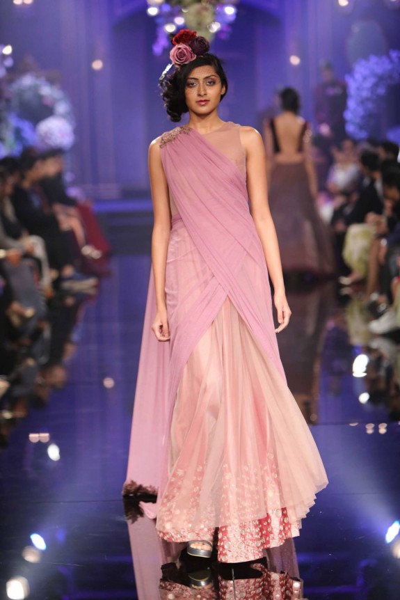 Manish Malhotra Lakme Fashion Week 1