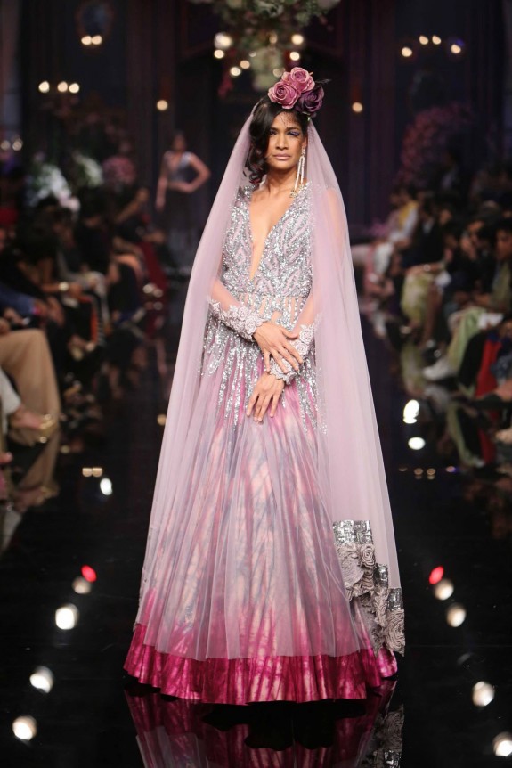 Manish Malhotra Lakme Fashion Week 13