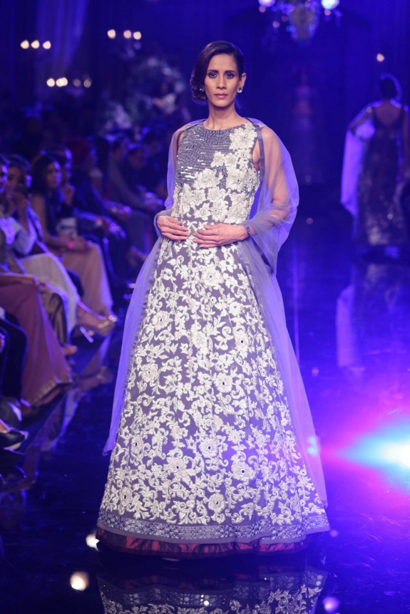 Manish Malhotra Lakme Fashion Week 21