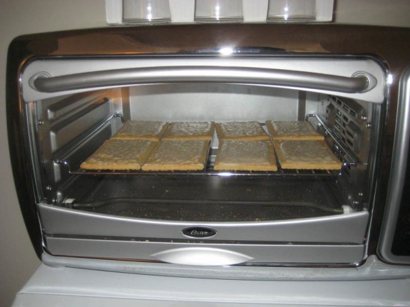 ToasterOven_NewlywedKitchen