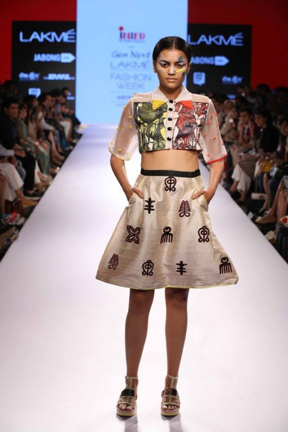 ArtyFashion-SalitaNanda-Lakme-Fashion-Week2015-1.jpg