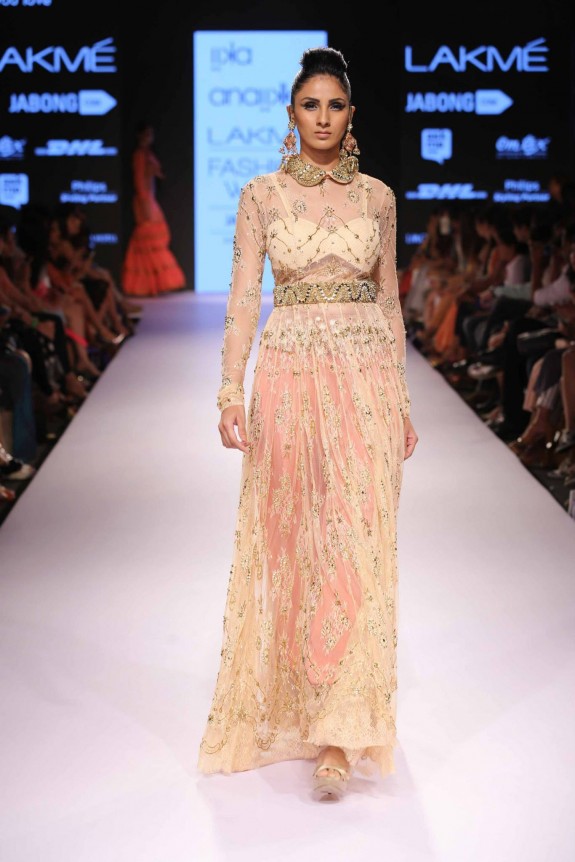 IikaforAnaiika_Lakme2015