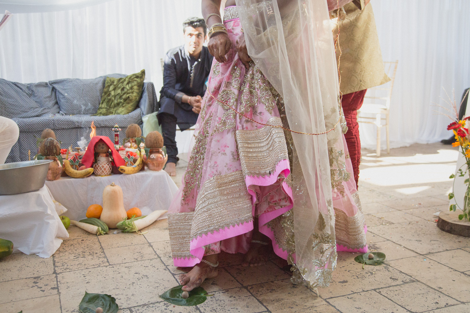 sweet-serene-hindu-wedding-in-england-42