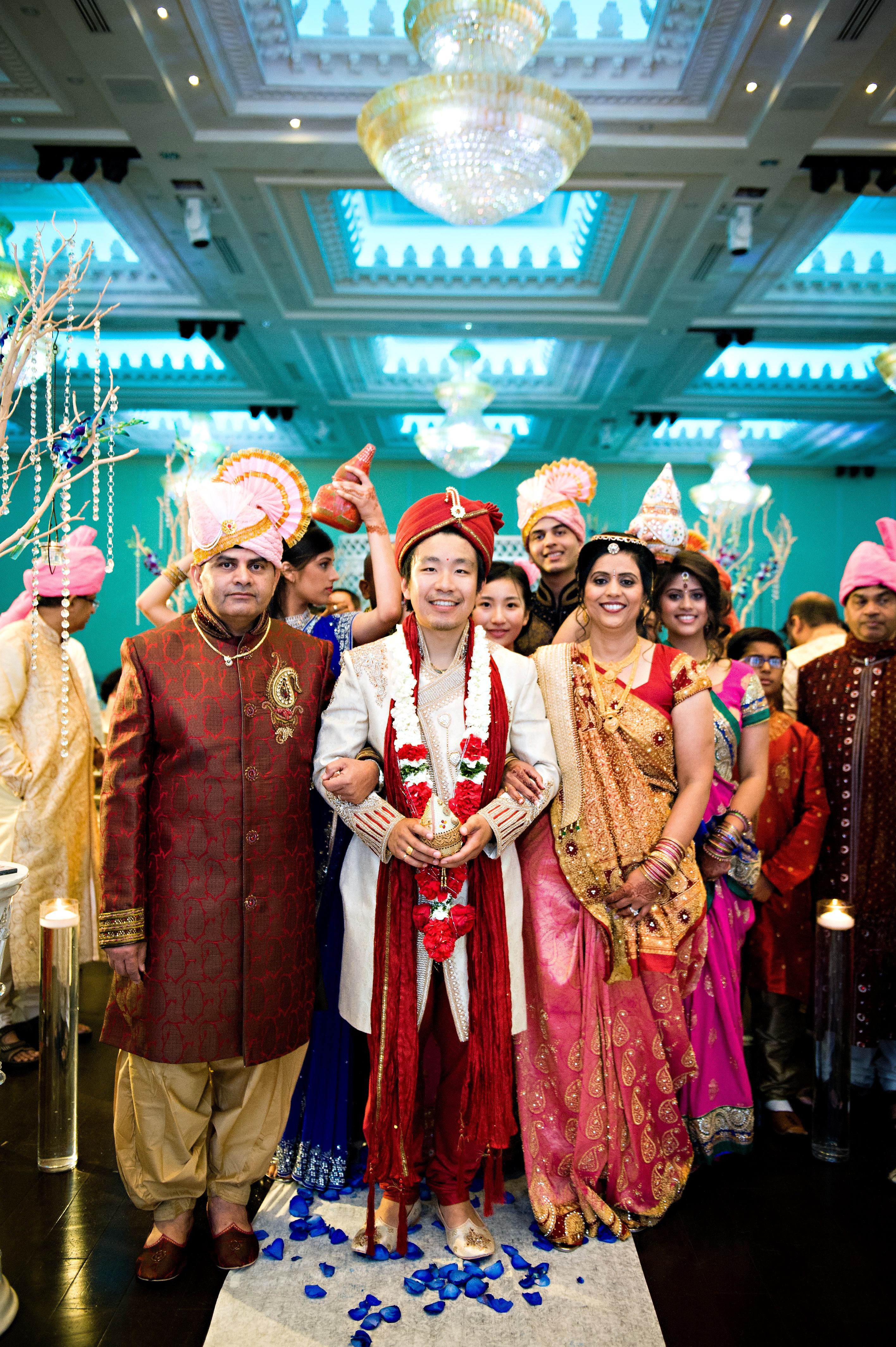 palak-billy-luxurious-hindu-chinese-fusion-wedding-ontario-10