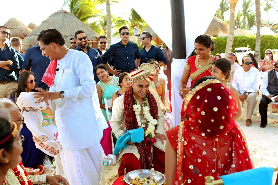 ruby-tejan-tropical-beach-wedding-mexico-41