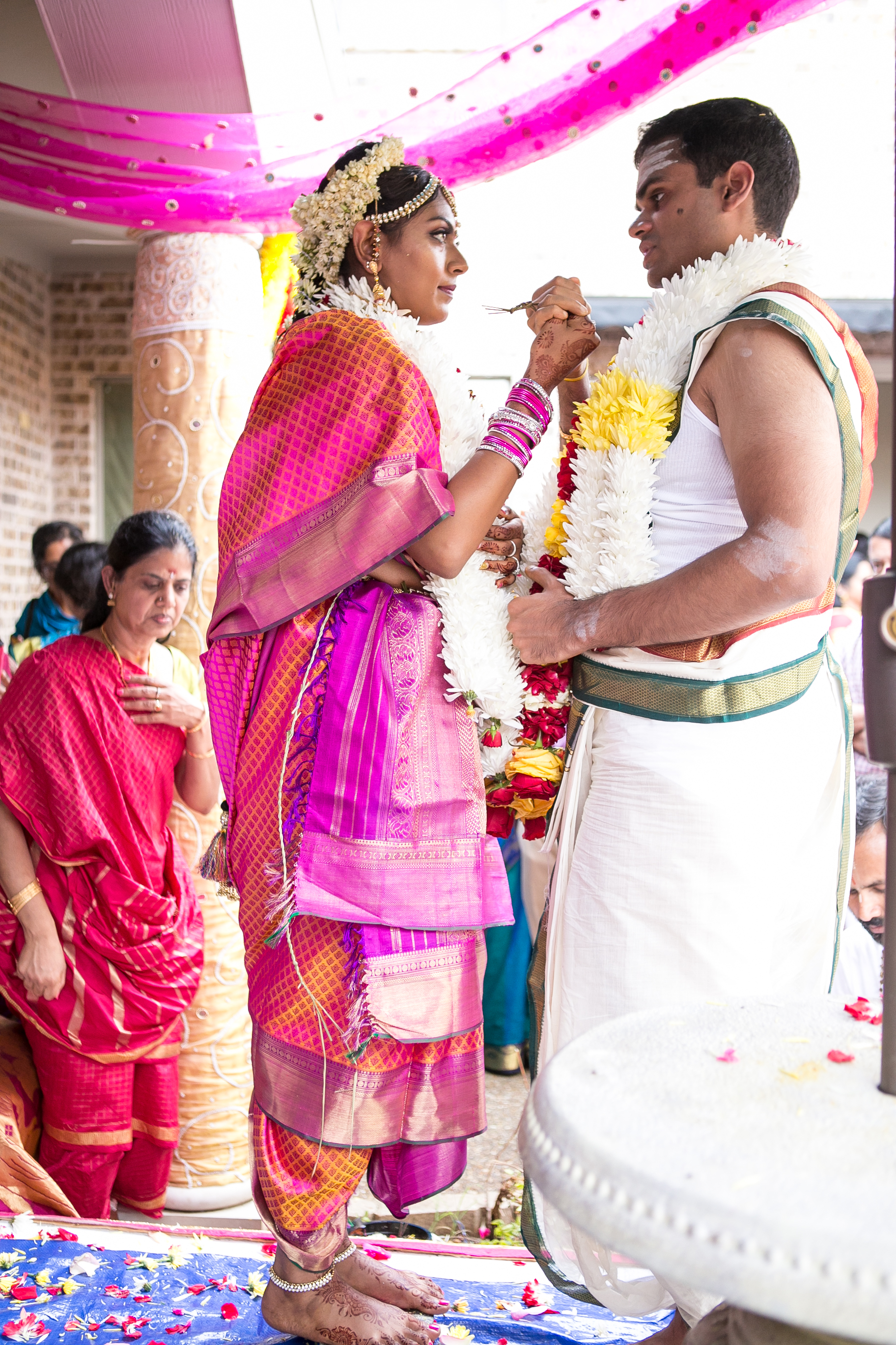 traditional-east-meets-west-hindu-wedding-texas-15