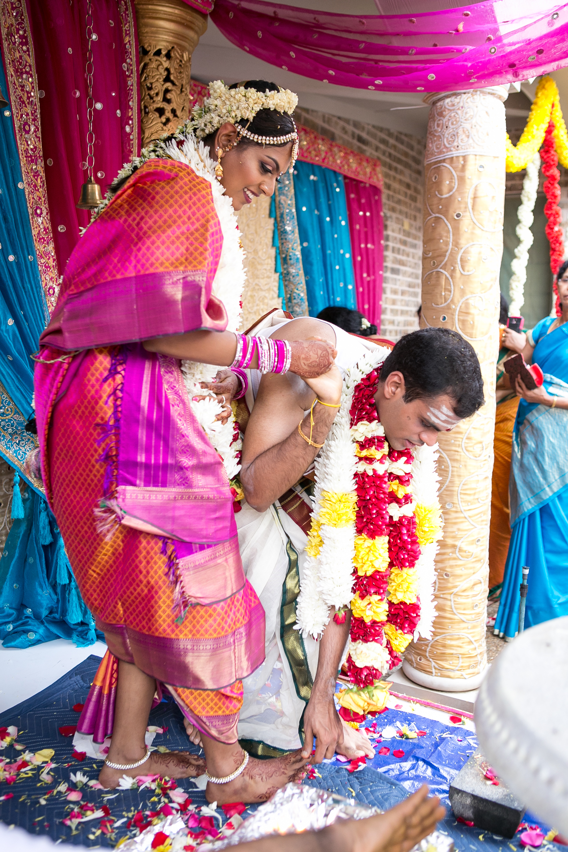 traditional-east-meets-west-hindu-wedding-texas-16