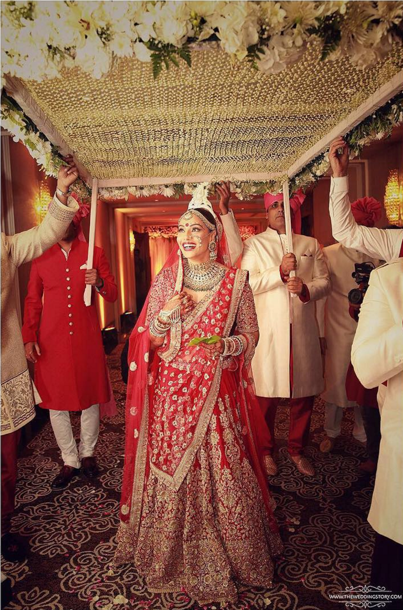 Bipasha-basu-bollywood-indian-wedding-14