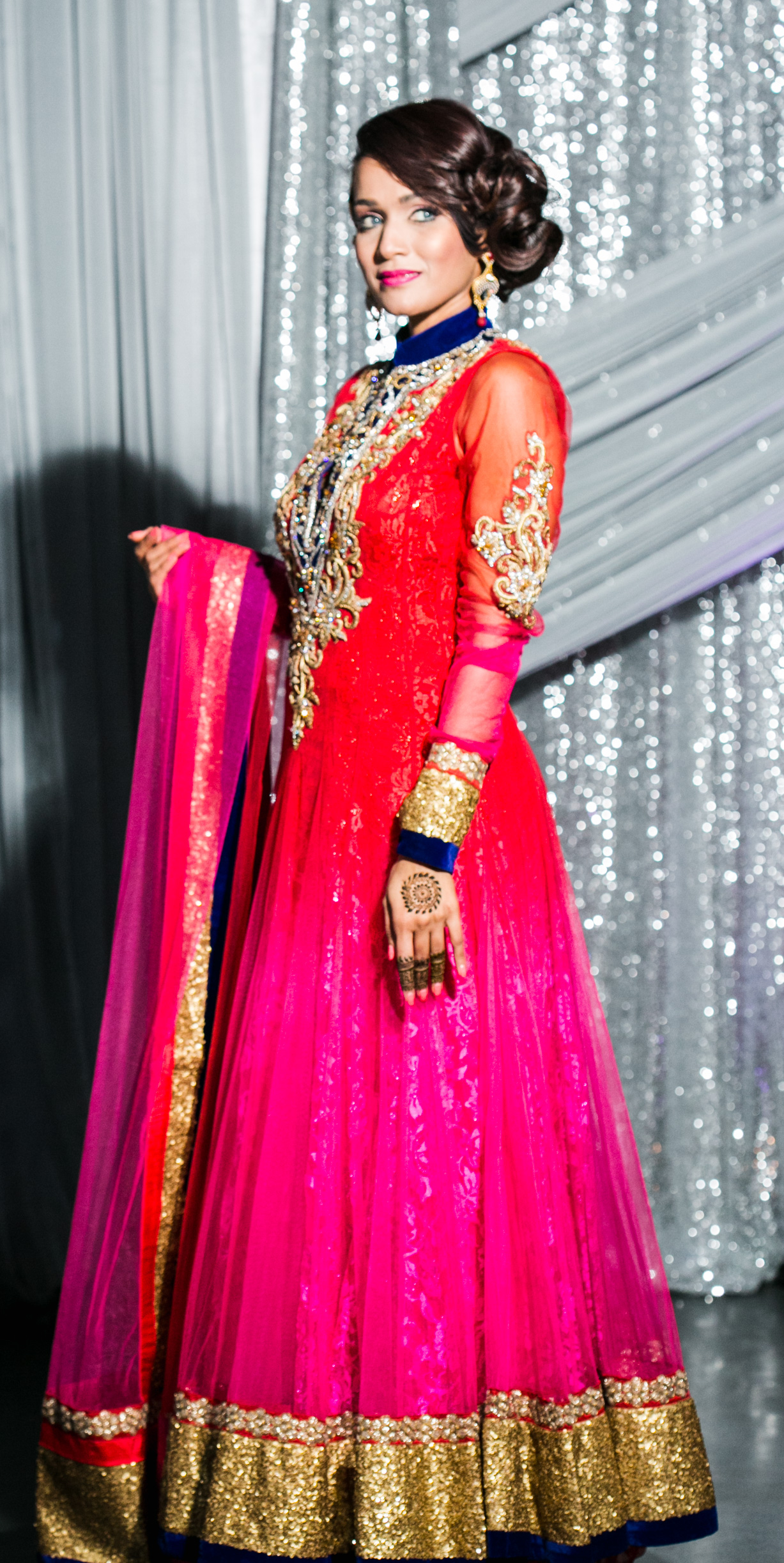 modern-indian-bride-wedding-shhivikachauhan-21